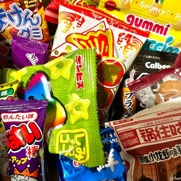 9LB Assorted Asian Snack Box Sweet & Savory Ramen Drinks Multipack Wide Selection Variety Delights Inclusive Snacks