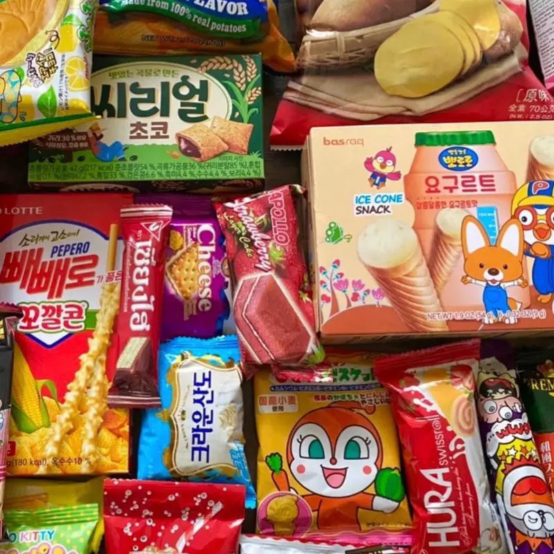 Assorted Asian Snacks Variety - 11-13 FULL SIZES ITEMS Ramen Chips Pocky - Crunchy - Crispy